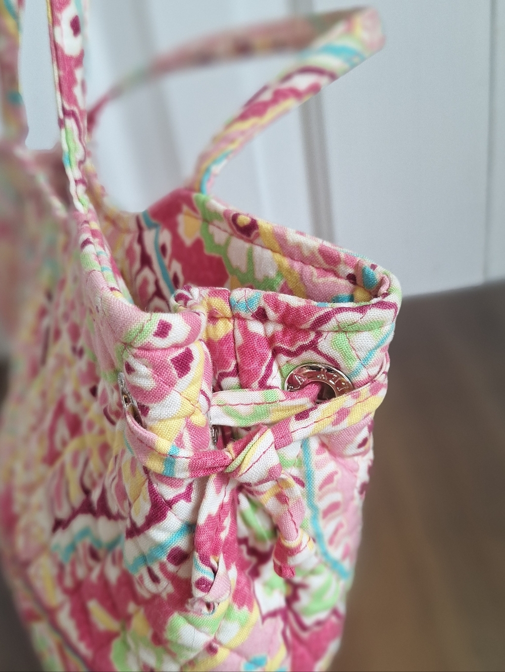 Vera Bradley Capri Melon Sherry Tote, Wallet & Eyeglass Case Set​ - Picture 3 of 13